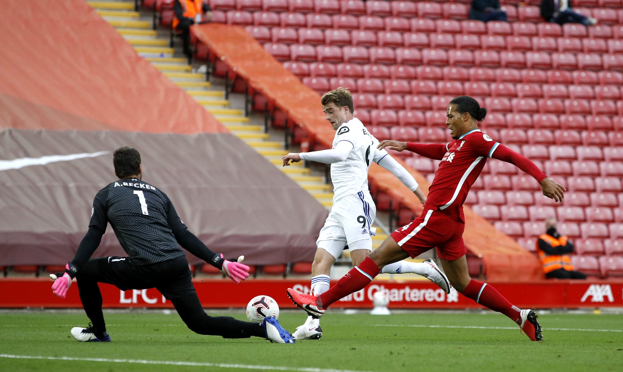 事并不是足 事并不是足